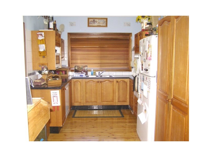 72 STELLA STREET, Fairfield Heights NSW 2165