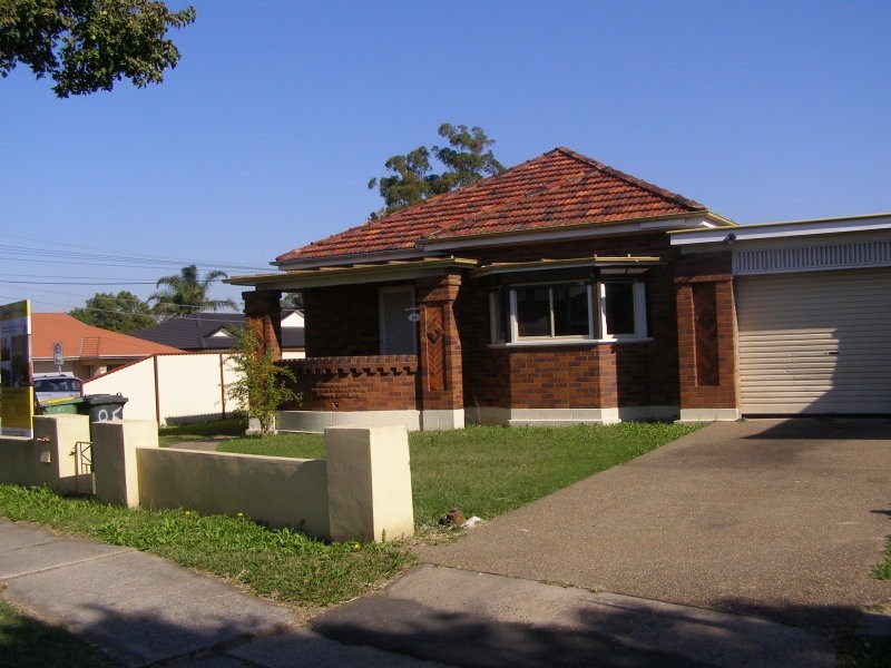 Fairfield NSW 2165