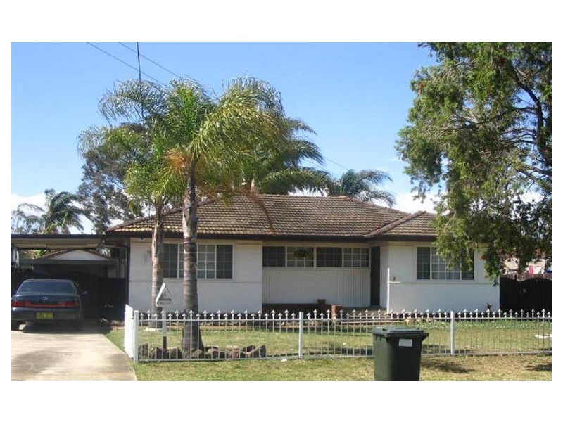 5 STANWELL CRESENT, Ashcroft NSW 2168