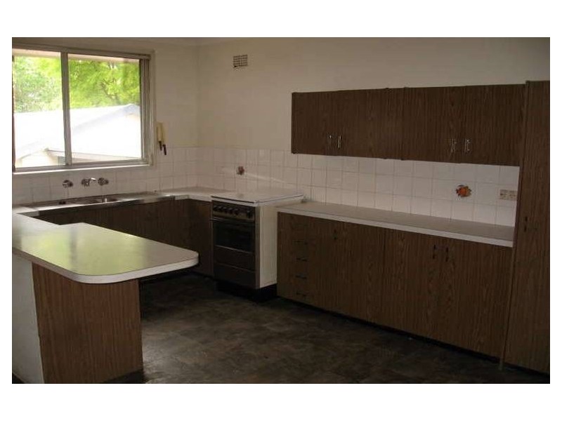 Fairfield West NSW 2165