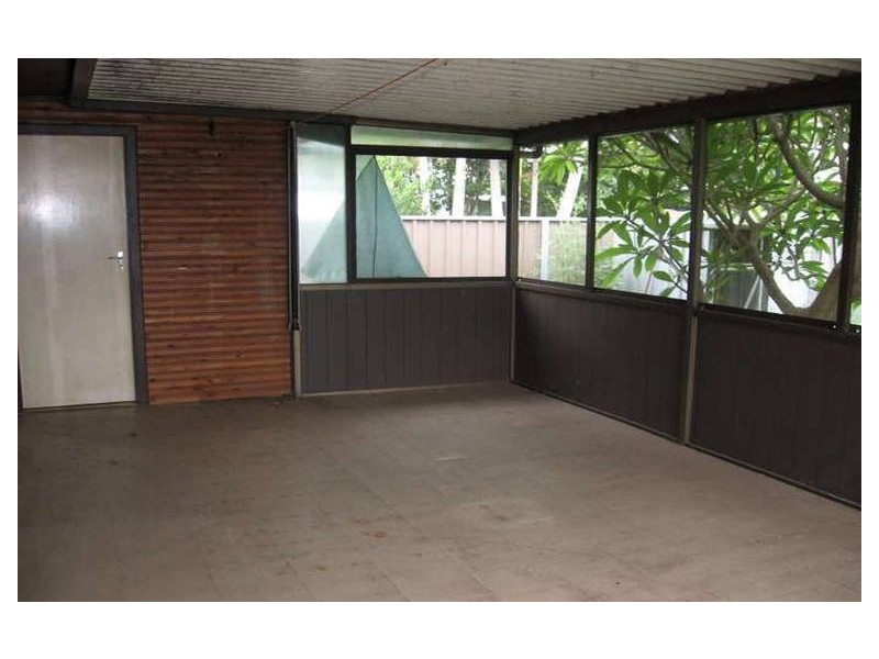 Fairfield West NSW 2165