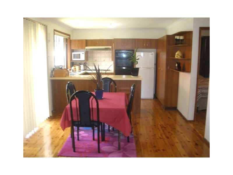 7/4 AMIENS CLOSE, Bossley Park NSW 2176