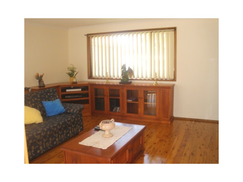 7/4 AMIENS CLOSE, Bossley Park NSW 2176