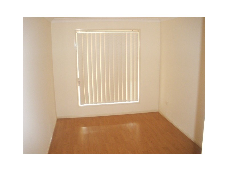 21B ST HELEN CLOSE, West Hoxton NSW 2171