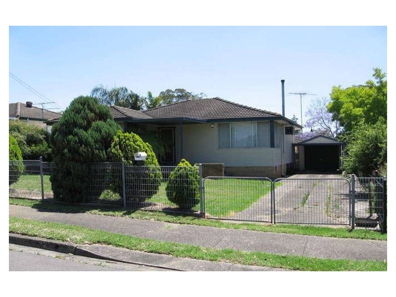 22 BRENTWOOD STREET, Fairfield West NSW 2165