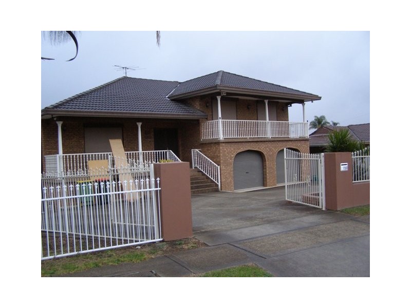 Edensor Park NSW 2176