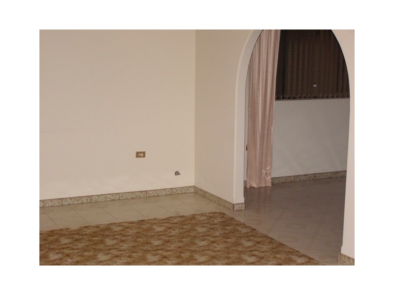 Edensor Park NSW 2176