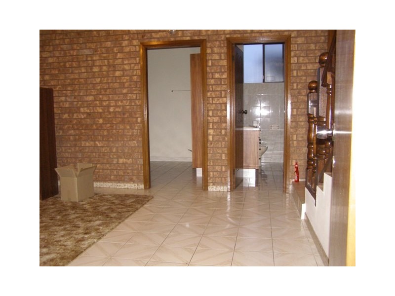 Edensor Park NSW 2176