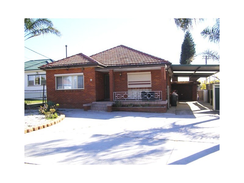 2 BRENAN STREET, Fairfield NSW 2165