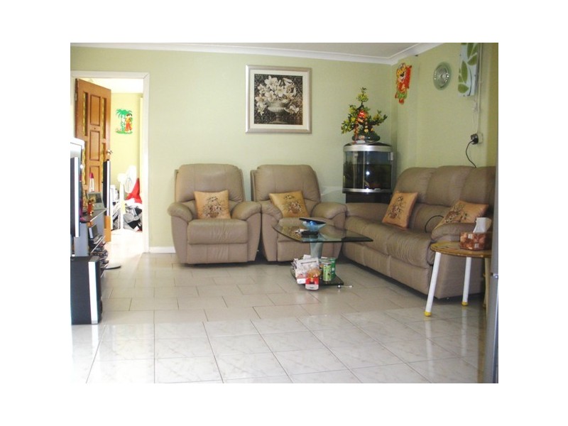 2 BRENAN STREET, Fairfield NSW 2165