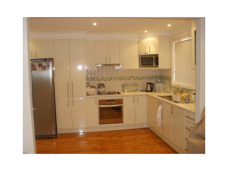 128 RESTWELL ROAD, Bossley Park NSW 2176