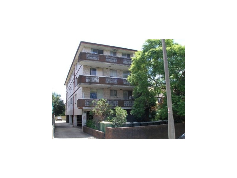 11/70 Hamilton Road, Fairfield NSW 2165