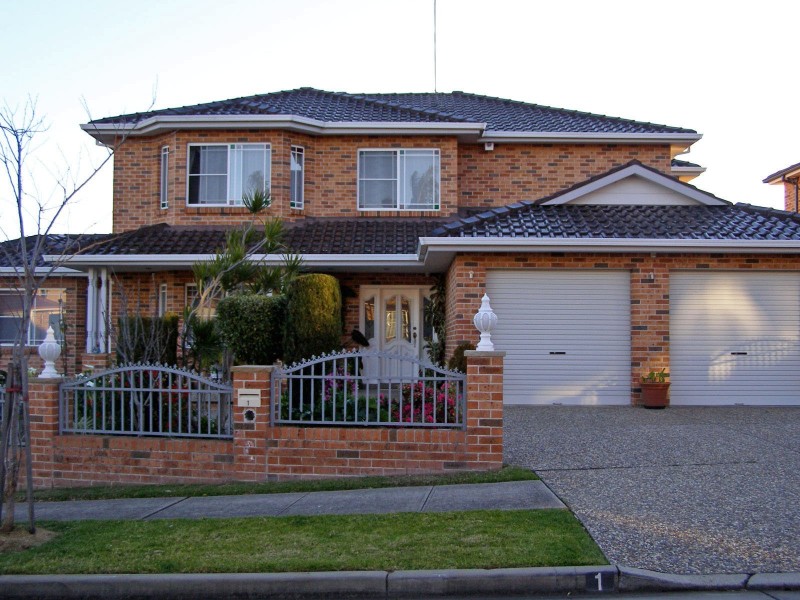 1 BUCKLEY CLOSE, Fairfield West NSW 2165