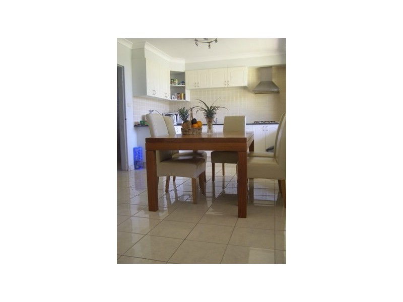 8 THE GROVE, Fairfield NSW 2165