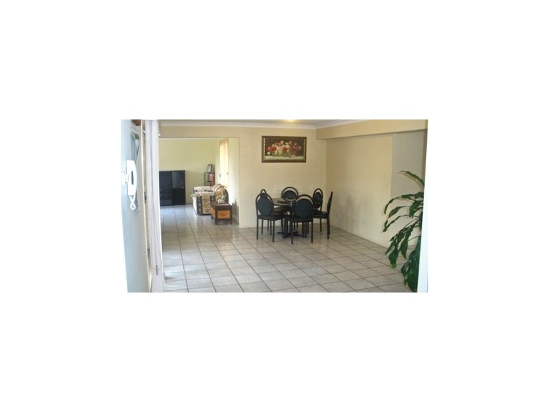 Fairfield West NSW 2165