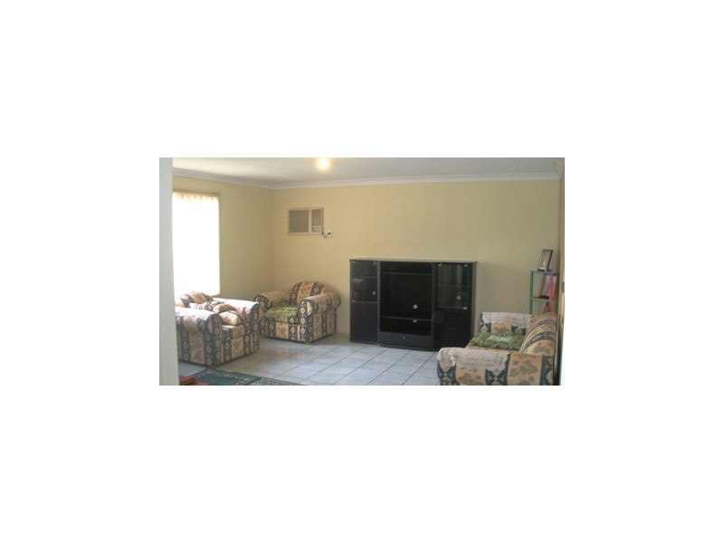 Fairfield West NSW 2165