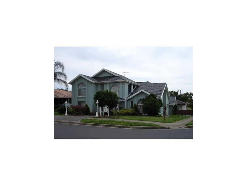 Edensor Park NSW 2176