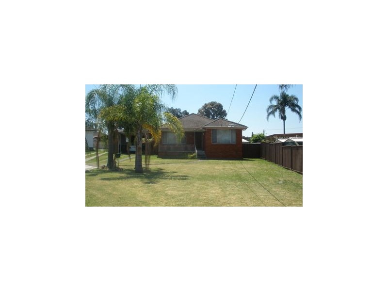 9 FROME STREET, Fairfield West NSW 2165