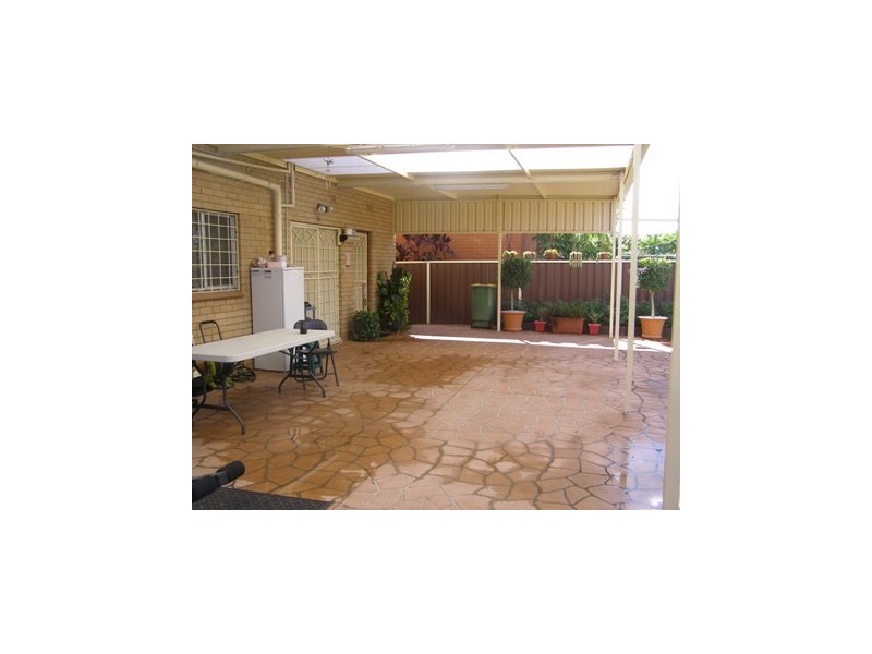 Fairfield West NSW 2165