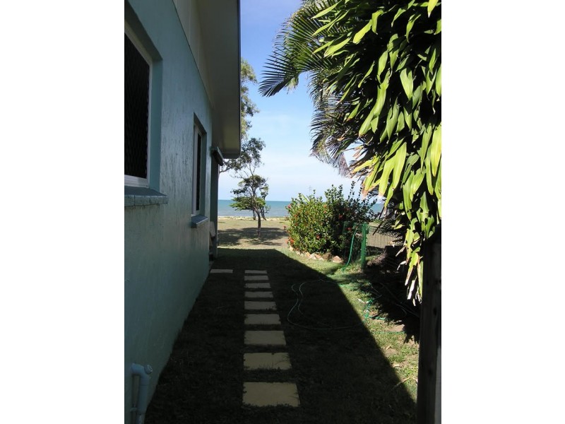 50 Howitson, Balgal Beach QLD 4816