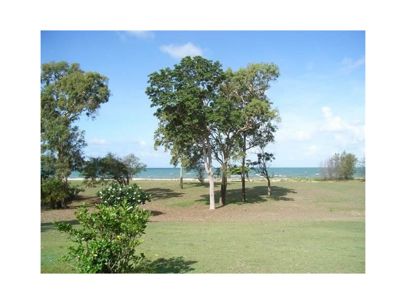 50 Howitson, Balgal Beach QLD 4816