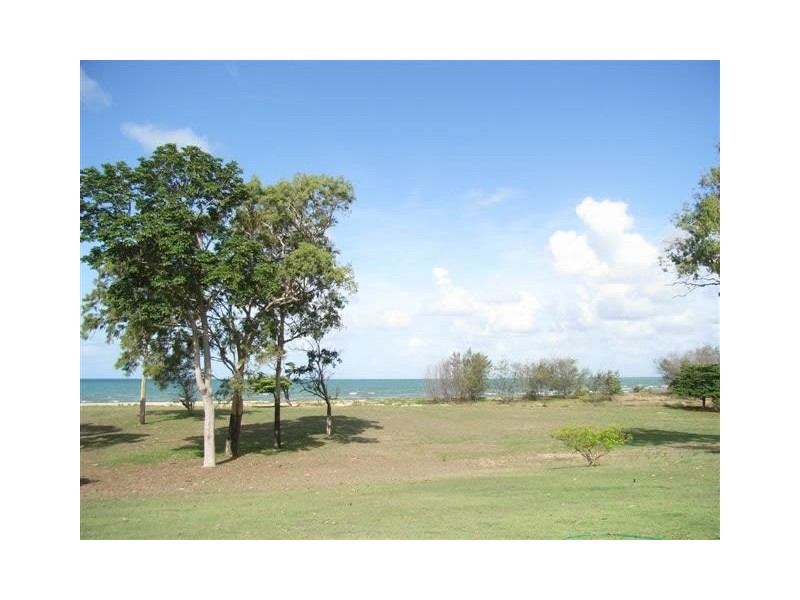 50 Howitson, Balgal Beach QLD 4816