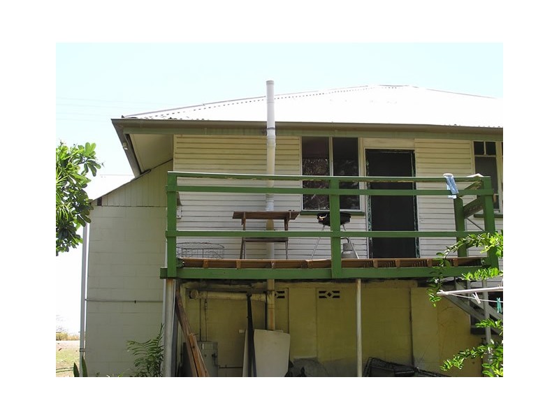 71 The Esplanade, Balgal Beach QLD 4816