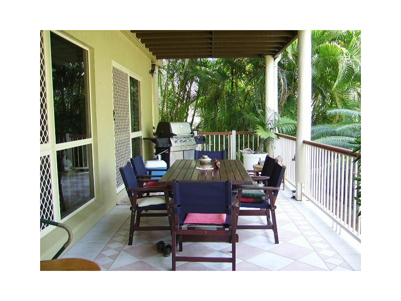6 Pebble Beach Court, Mystic Sands QLD 4816
