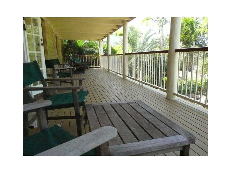6 Pebble Beach Court, Mystic Sands QLD 4816