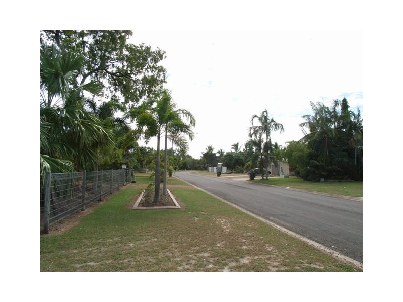 17 Borton Street, Mystic Sands QLD 4816