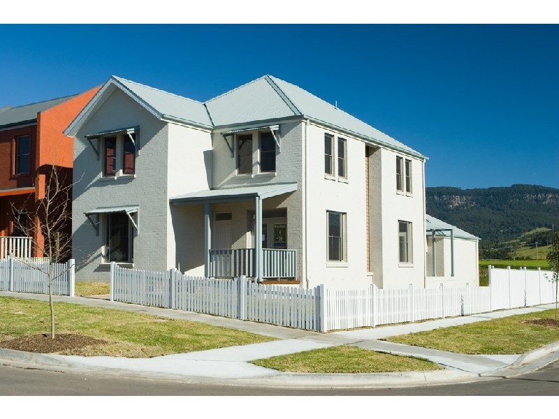 38 Broughton Avenue, Tullimbar NSW 2527