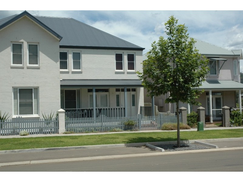 28 Broughton Avenue, Tullimbar NSW 2527