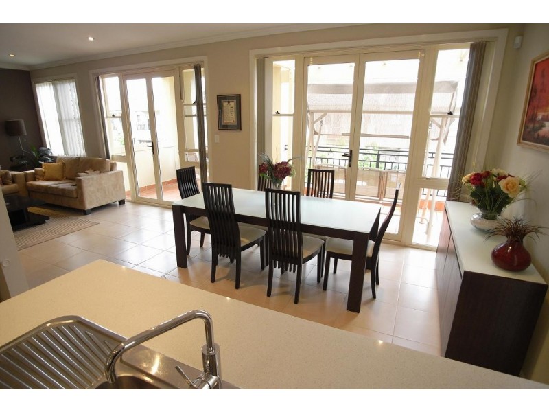 94 Linden Way, Bella Vista NSW 2153