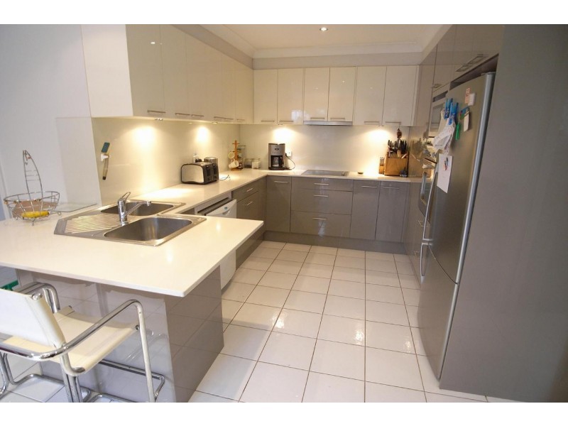 4 Parkinson Street, Kings Langley NSW 2147