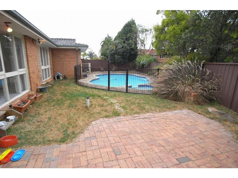 4 Parkinson Street, Kings Langley NSW 2147