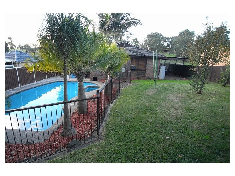 31 James Cook Drive, Kings Langley NSW 2147