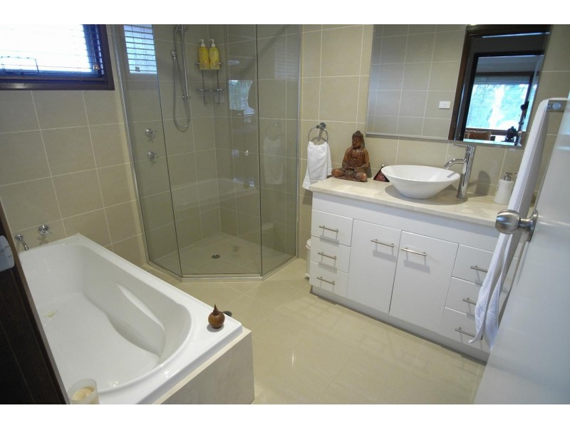 6 GRAY PLACE, Kings Langley NSW 2147