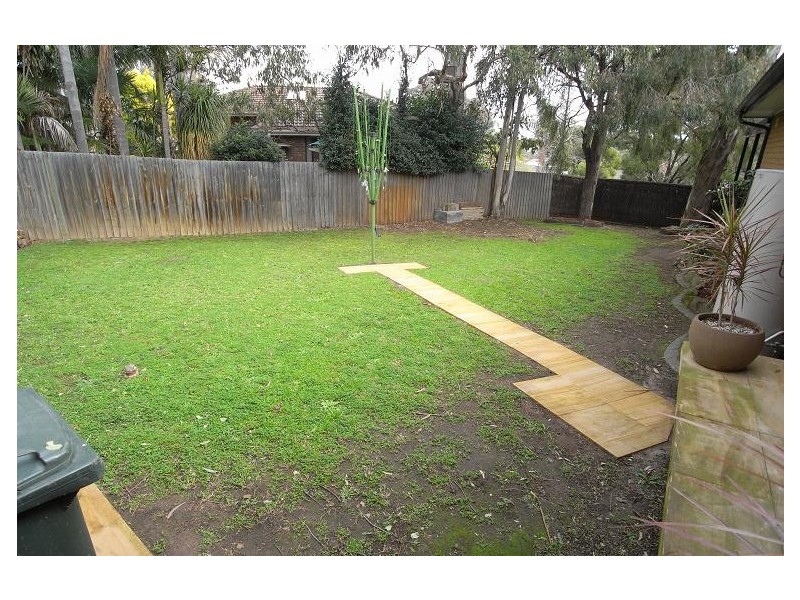6 GRAY PLACE, Kings Langley NSW 2147