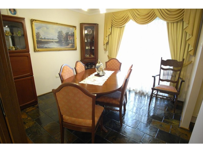 143 Whitby Road, Kings Langley NSW 2147