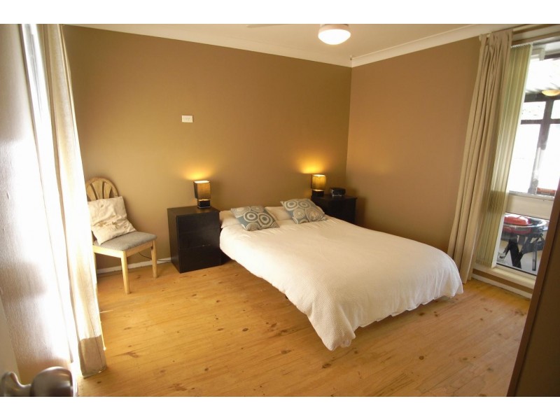 99 Isaac Smith Pde, Kings Langley NSW 2147