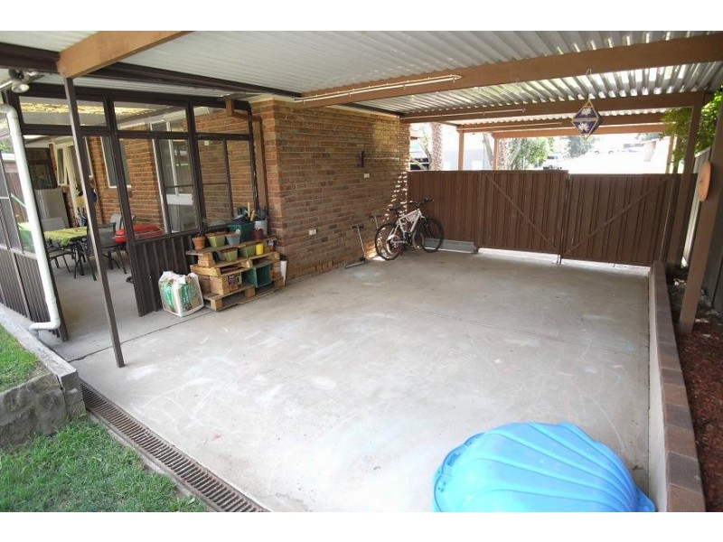 99 Isaac Smith Pde, Kings Langley NSW 2147