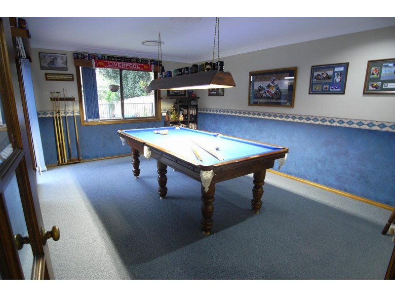 63 Hutchins Crescent, Kings Langley NSW 2147