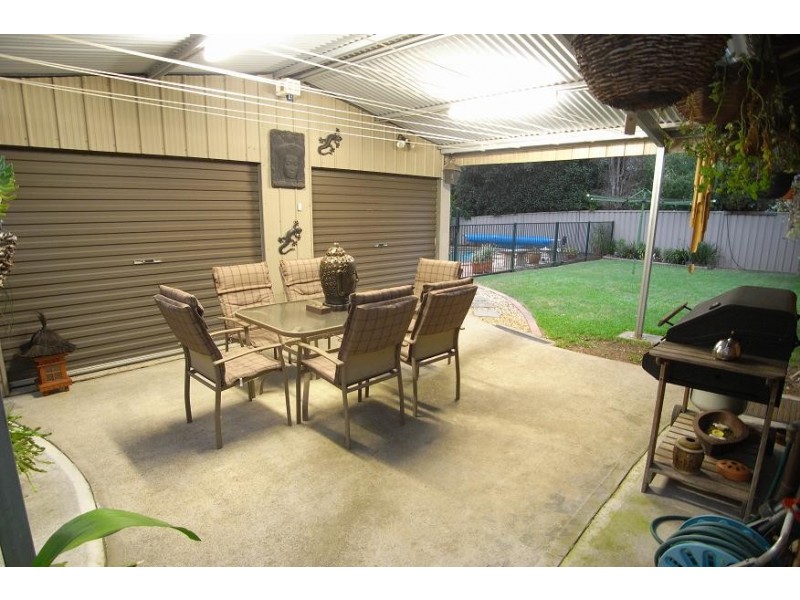 63 Hutchins Crescent, Kings Langley NSW 2147