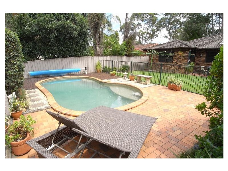 63 Hutchins Crescent, Kings Langley NSW 2147