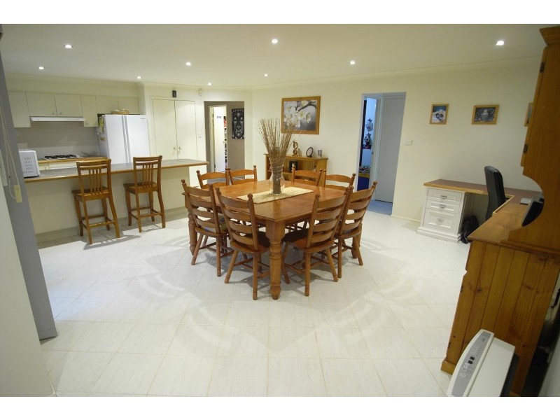 9 Parer Street, Kings Park NSW 2148