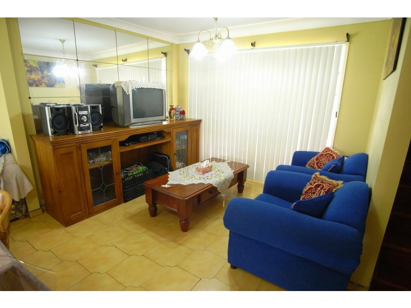 35 Kempe Pde, Kings Langley NSW 2147