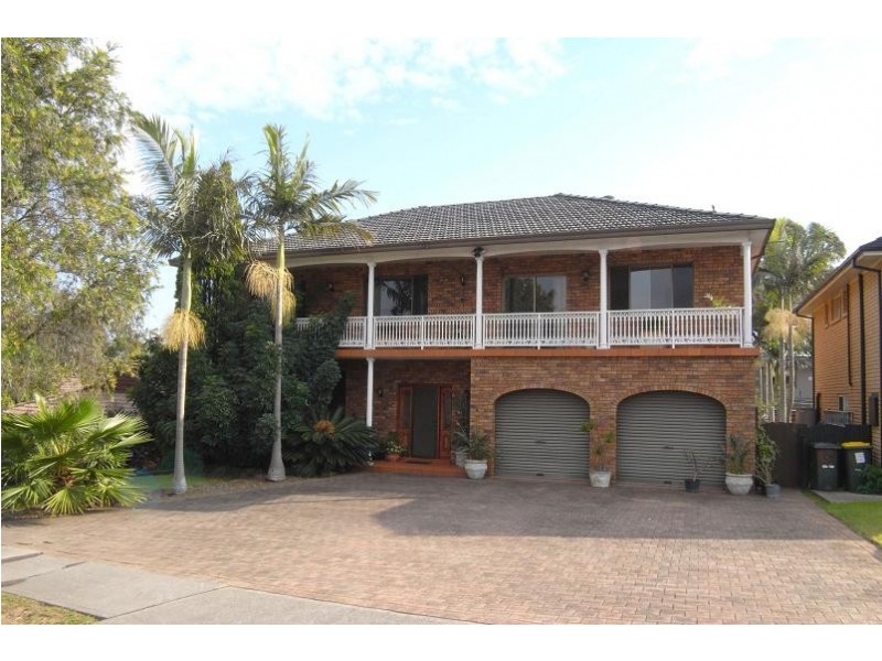 11 Hugh Place, Kings Langley NSW 2147