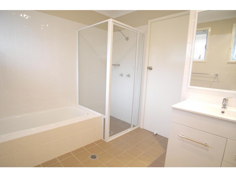 43 Kempe Parade, Kings Langley NSW 2147