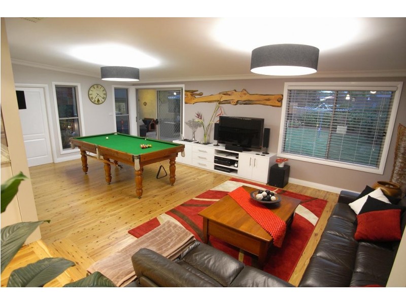 39 Gilbert Crescent, Kings Langley NSW 2147