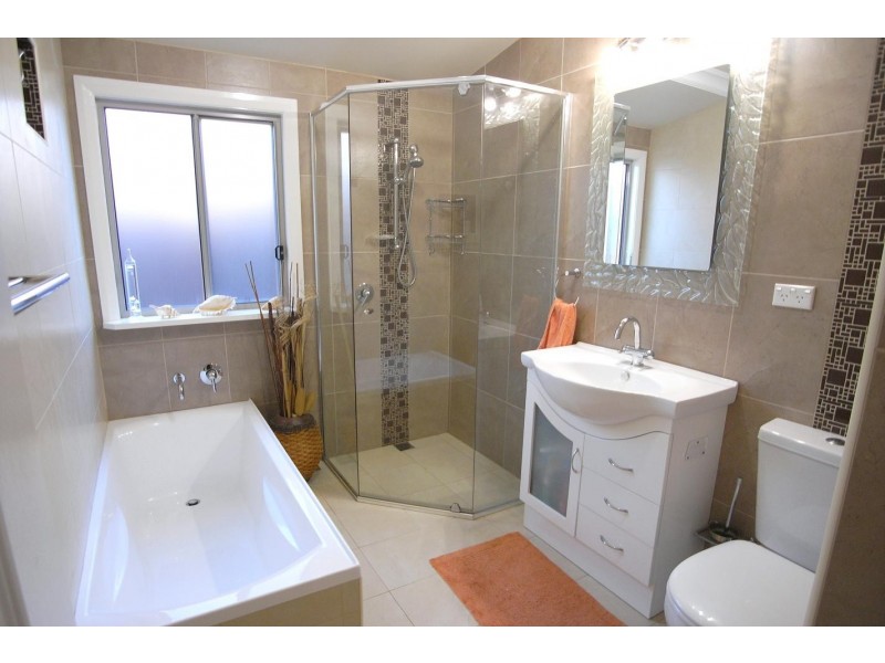 39 Gilbert Crescent, Kings Langley NSW 2147